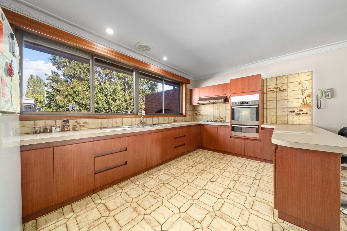 3 Melbourne Avenue, GLENROY VIC 3046, Glenroy - Thumbnail 2