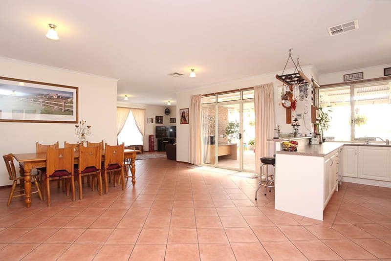 10 Lorenzo Court, ANGLE VALE SA 5117, Angle Vale - Thumbnail 7