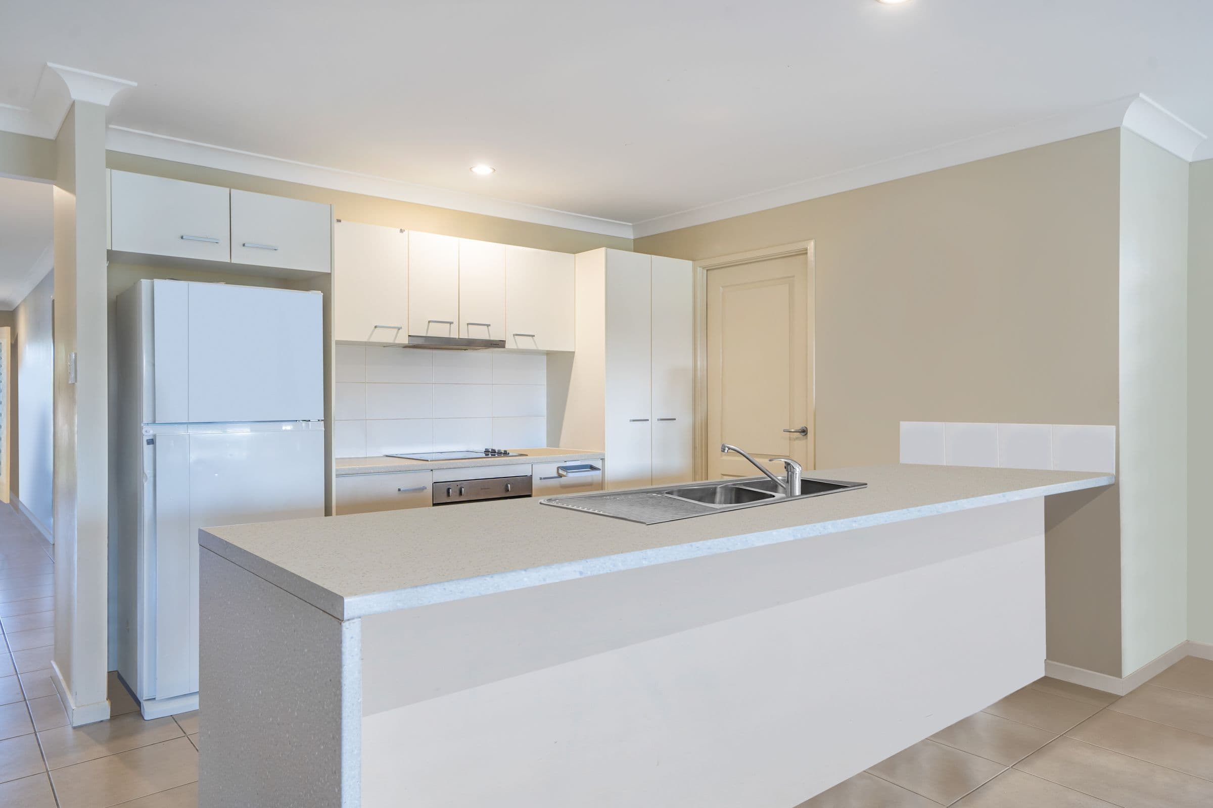 36 Adam Street, Beachmere QLD 4510, Beachmere - Thumbnail 4