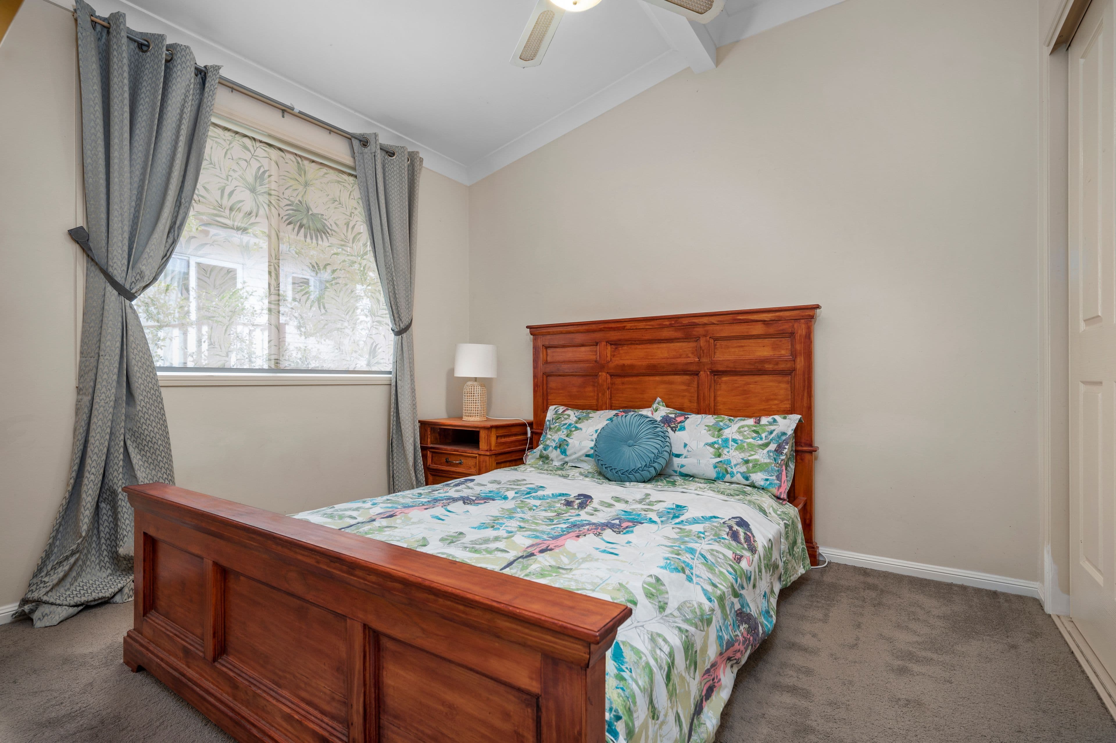 4 Marinda Crescent, Brookwater QLD 4300, Brookwater - Thumbnail 3