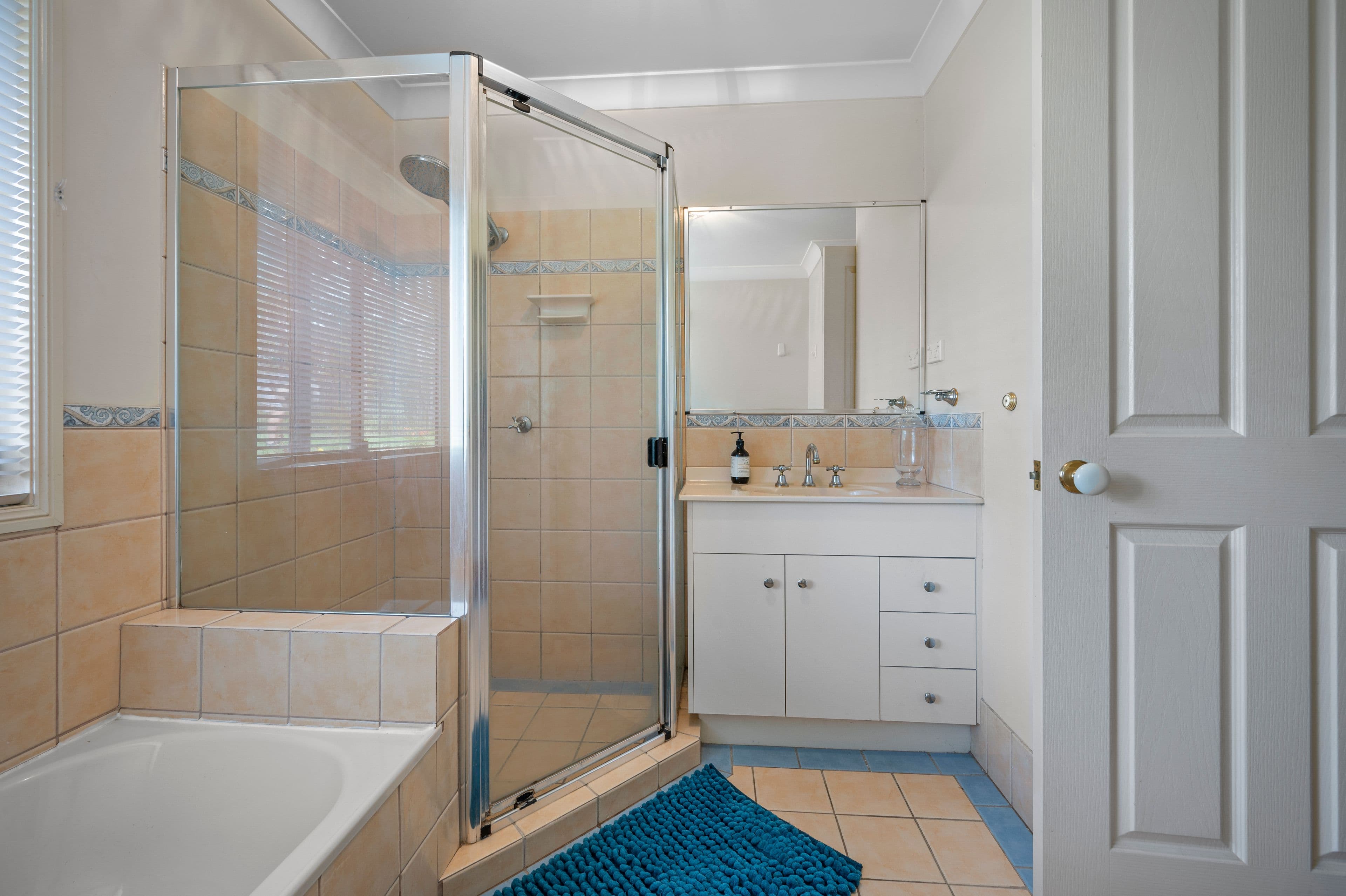 4 Marinda Crescent, Brookwater QLD 4300, Brookwater - Thumbnail 4