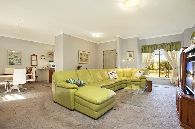 28 Canterbury Drive, RAWORTH NSW 2321, Raworth - Thumbnail 3