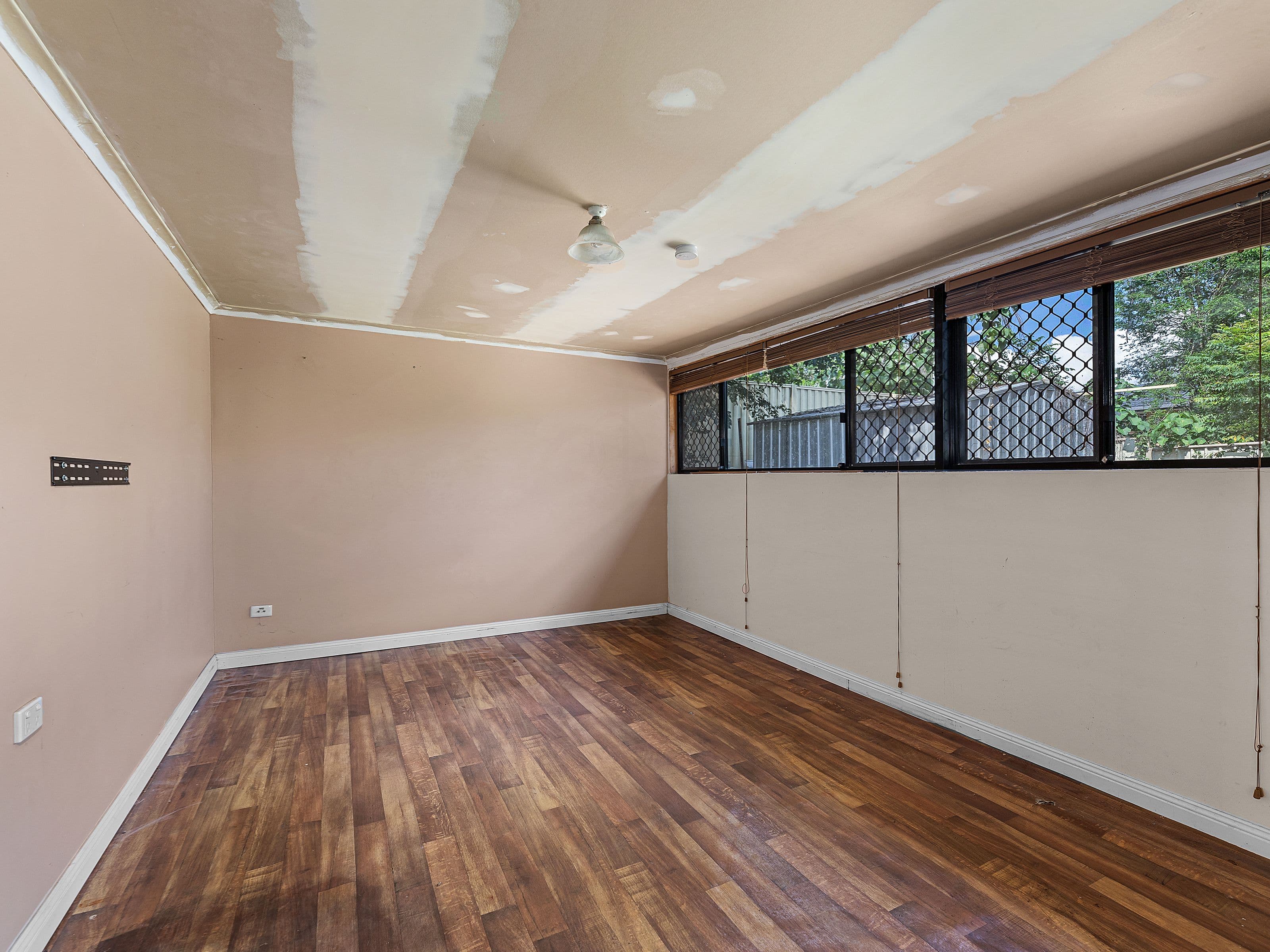 42 Mary Street, Bundamba QLD 4304, Bundamba - Thumbnail 8