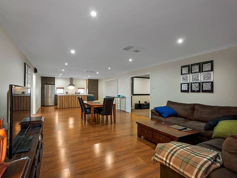 2 Essie Street, Wandina WA 6530, Wandina - Thumbnail 2