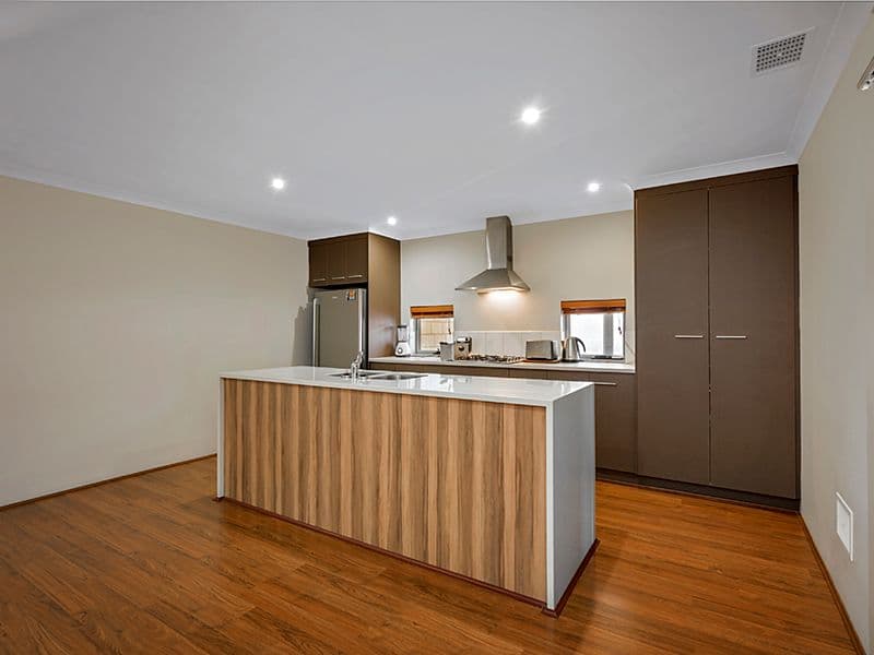 2 Essie Street, Wandina WA 6530, Wandina - Thumbnail 4
