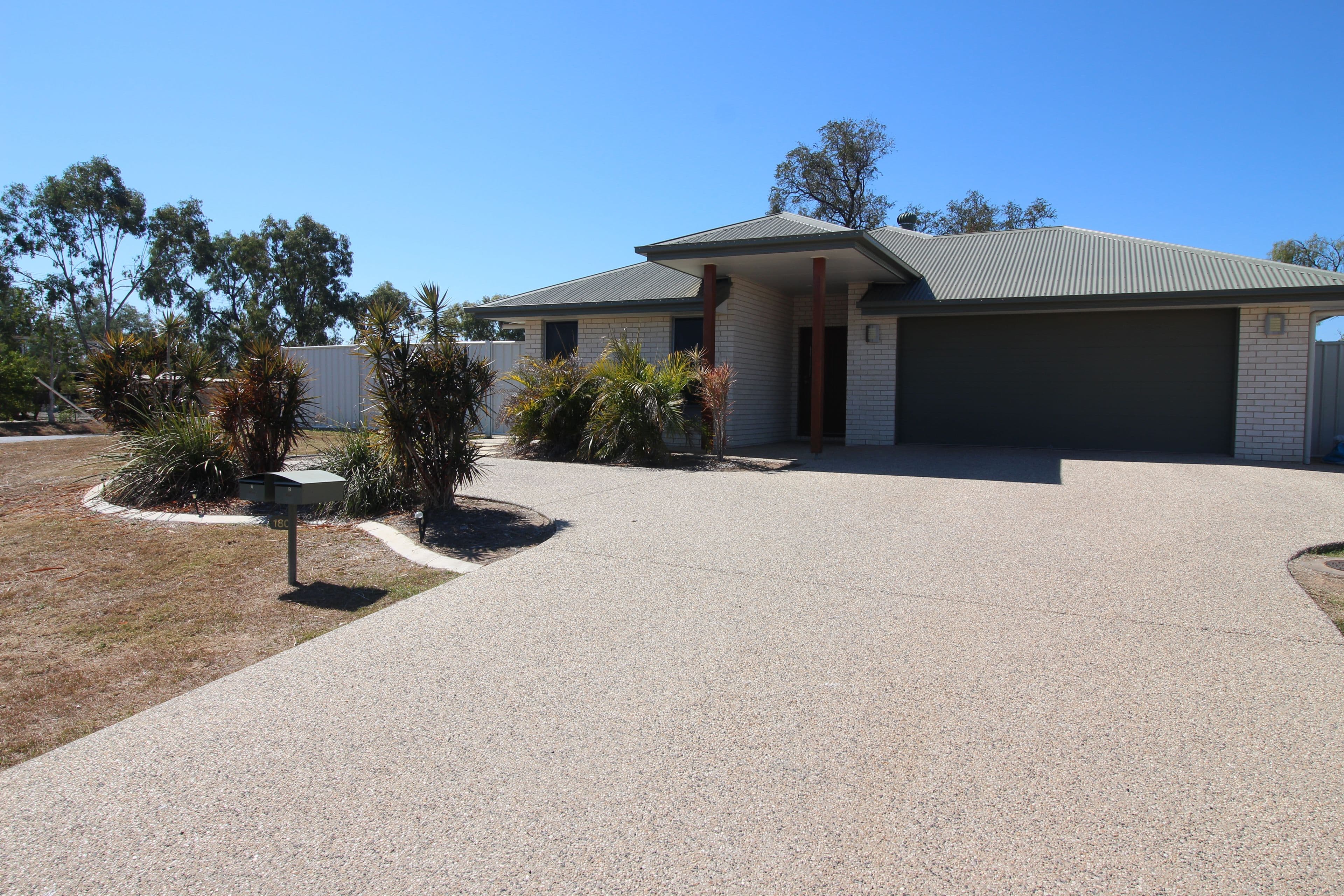 180 Opal Street, Emerald QLD 4720, Emerald - Image 1