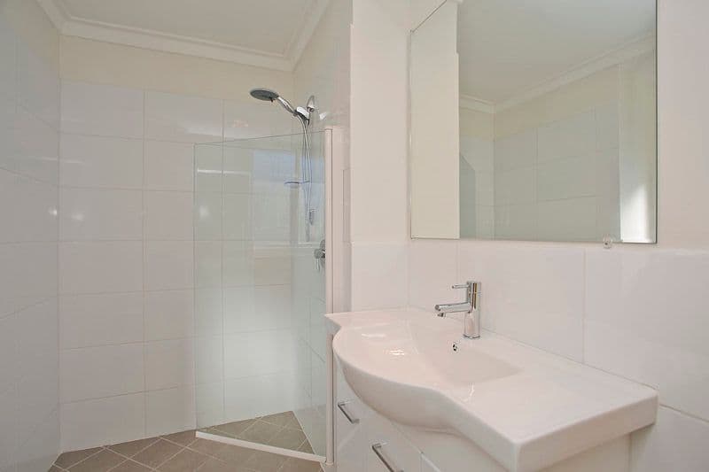 8 Gumnut Close, SWAN VIEW WA 6056, Swan View - Thumbnail 5