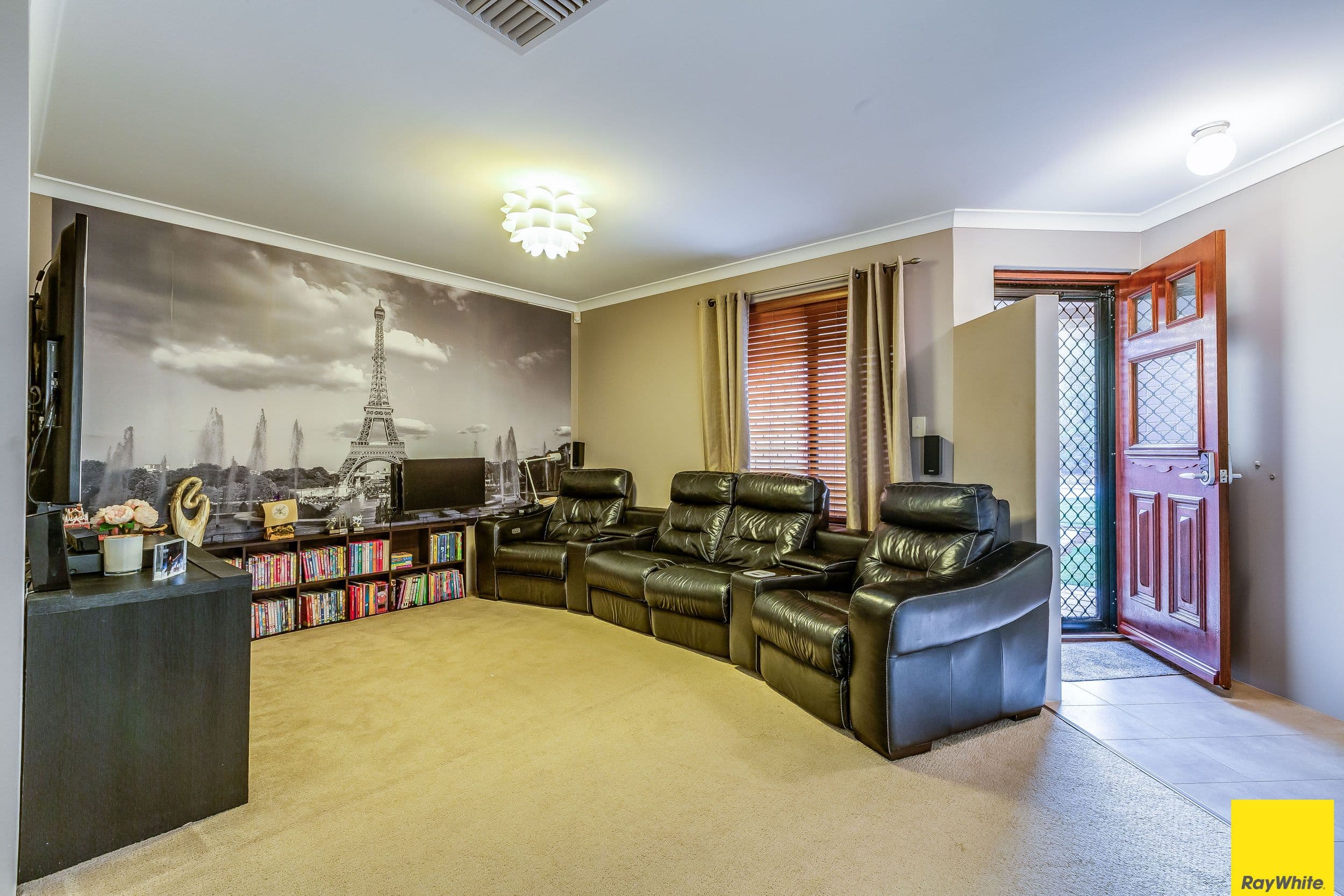 27 Raeburn Crescent, Landsdale WA 6065, Landsdale - Thumbnail 3