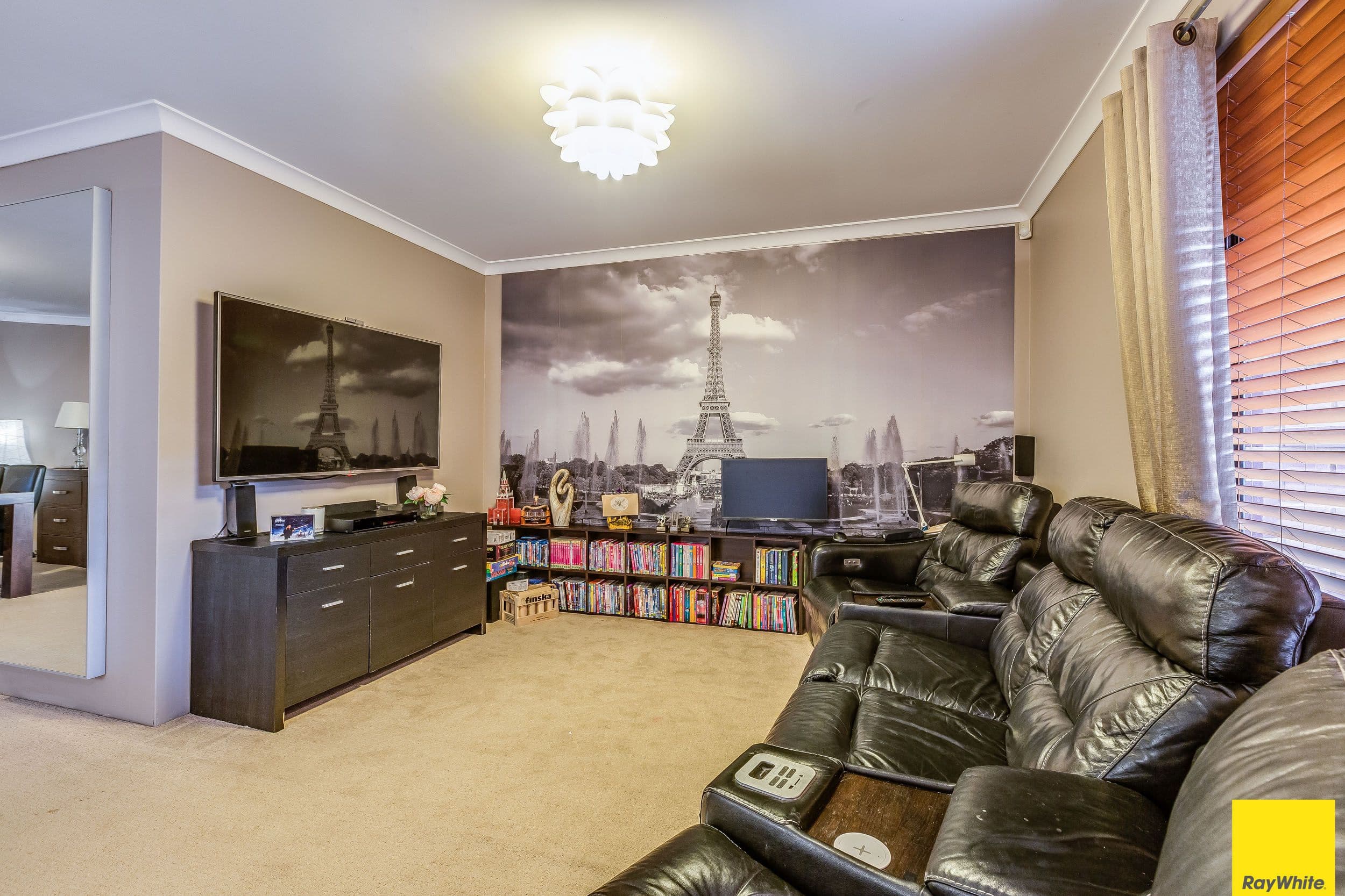 27 Raeburn Crescent, Landsdale WA 6065, Landsdale - Thumbnail 4