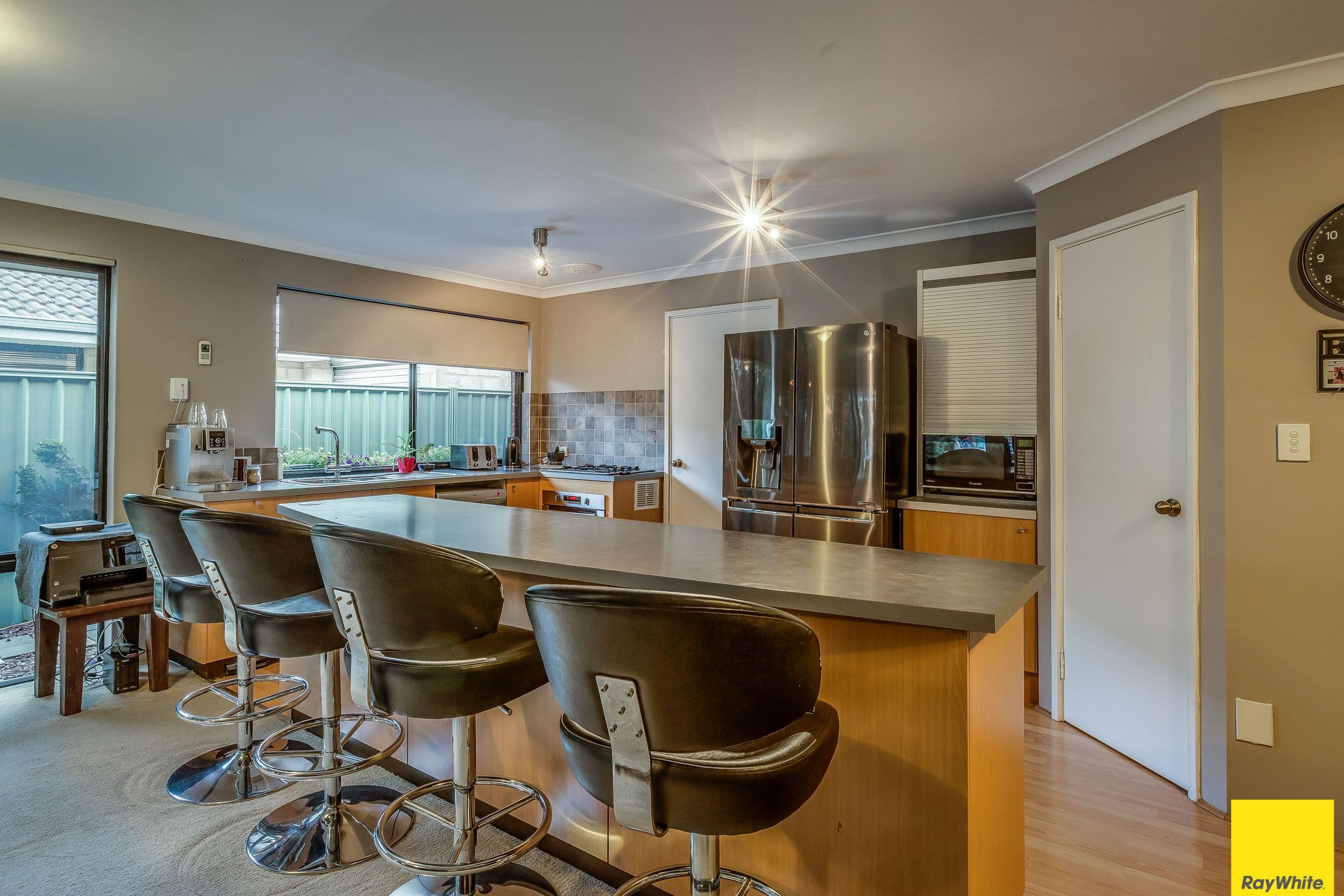 27 Raeburn Crescent, Landsdale WA 6065, Landsdale - Thumbnail 6