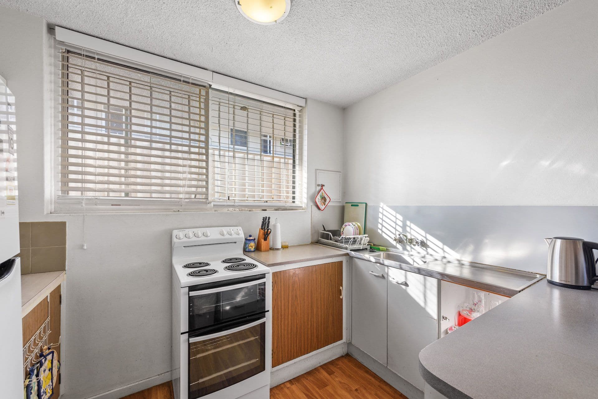245 Cavendish Road, Coorparoo QLD 4151, Coorparoo - Thumbnail 5