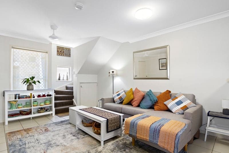 58 Fleet Drive, Kippa-Ring - Thumbnail 2