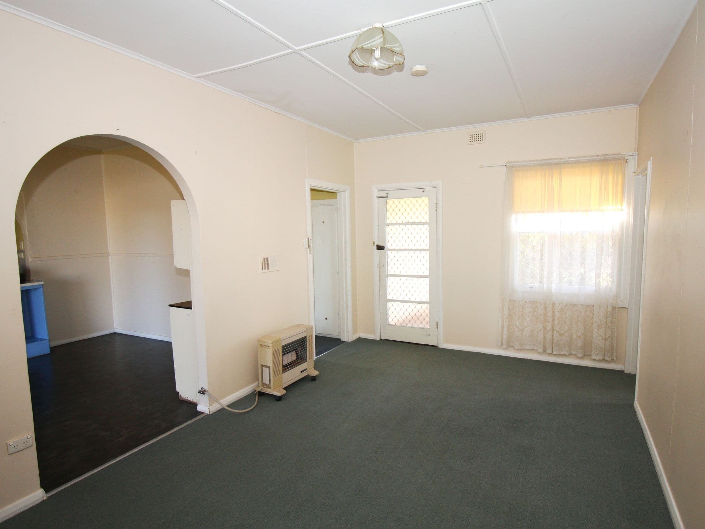 26 Gilbert Street, Berri SA 5343, Berri - Thumbnail 2