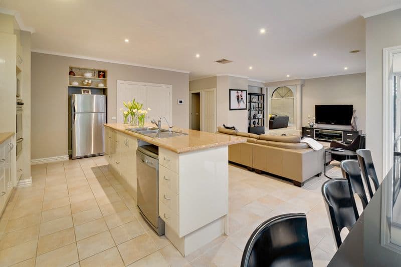 20 Sundew Street, BUNDOORA VIC 3083, Bundoora - Thumbnail 6