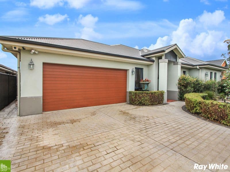 13 Sandy Bay Avenue, Haywards Bay - Image 1