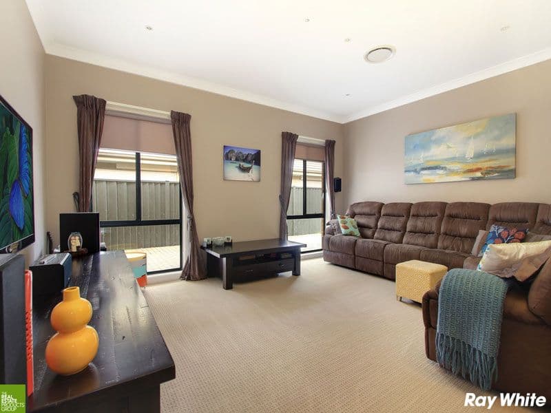 13 Sandy Bay Avenue, Haywards Bay - Thumbnail 4