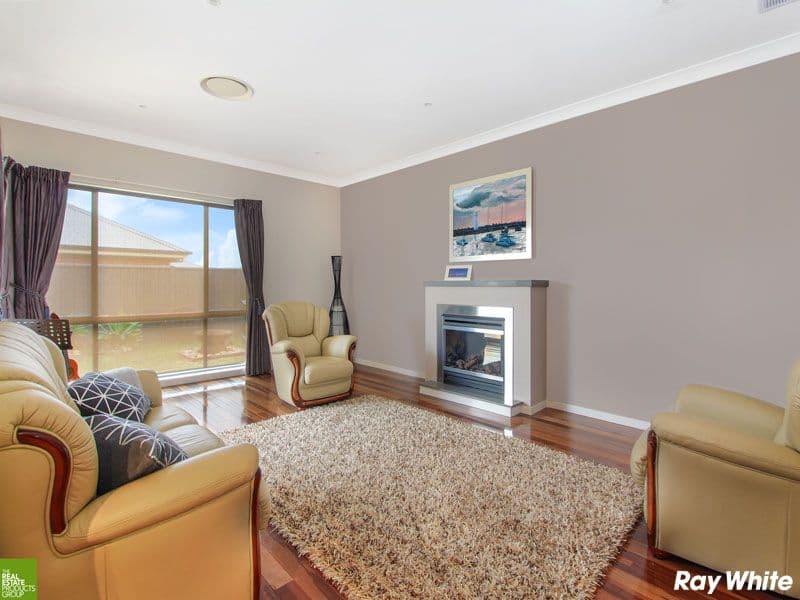 13 Sandy Bay Avenue, Haywards Bay - Thumbnail 5