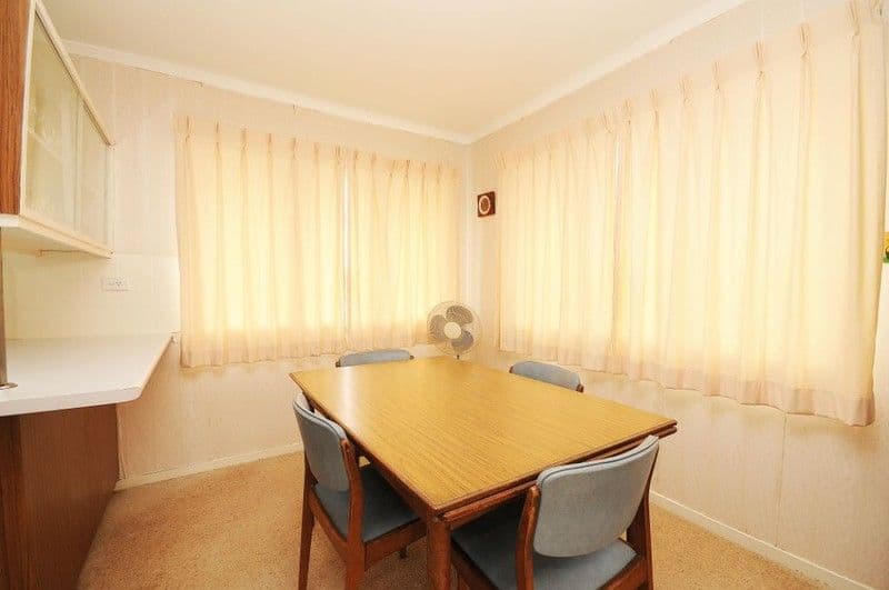 10 Porter Street, REDCLIFFE QLD 4020, Redcliffe - Thumbnail 8