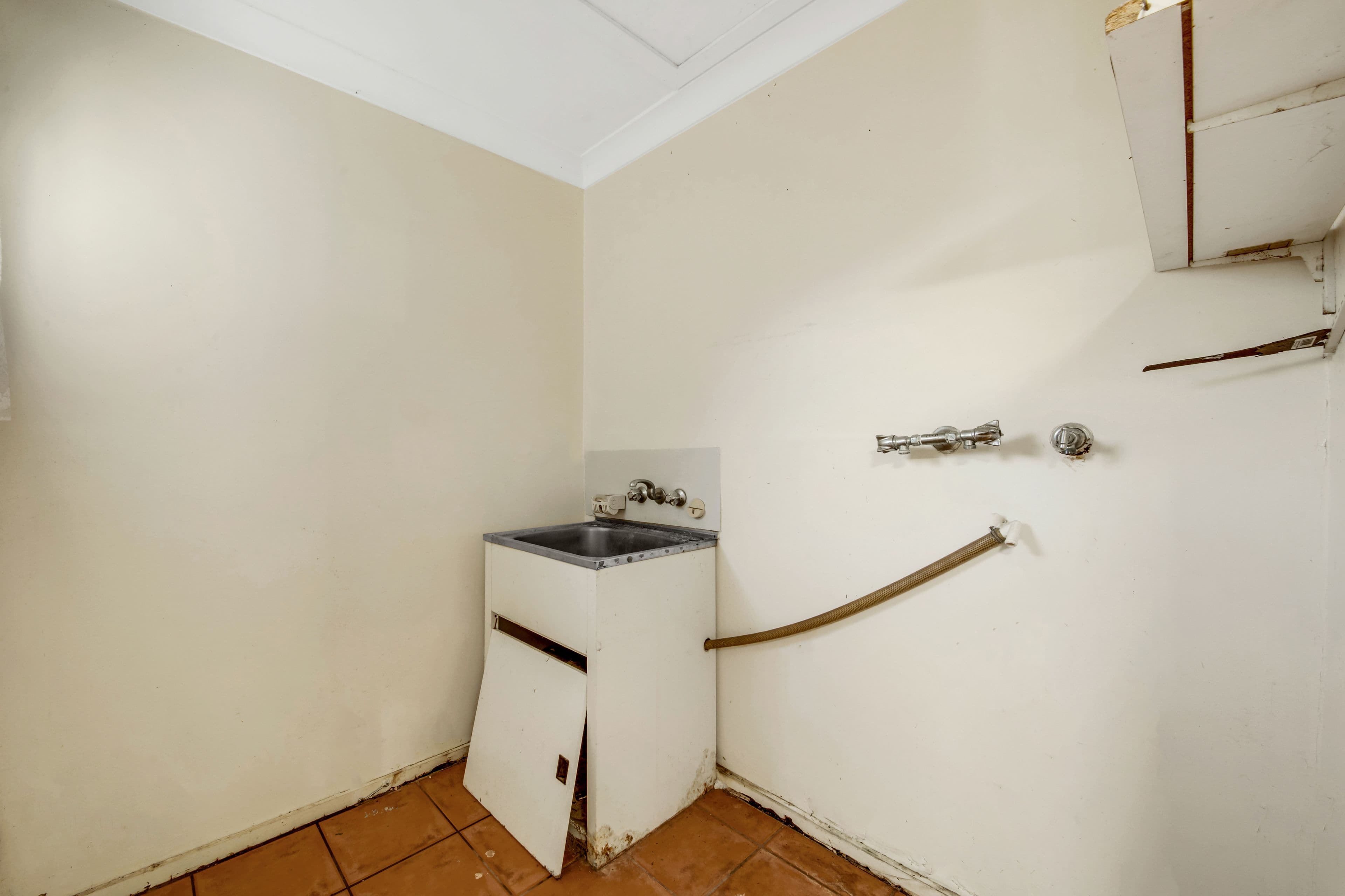 3 Barreenong Street, Glen Eden QLD 4680, Glen Eden - Thumbnail 3
