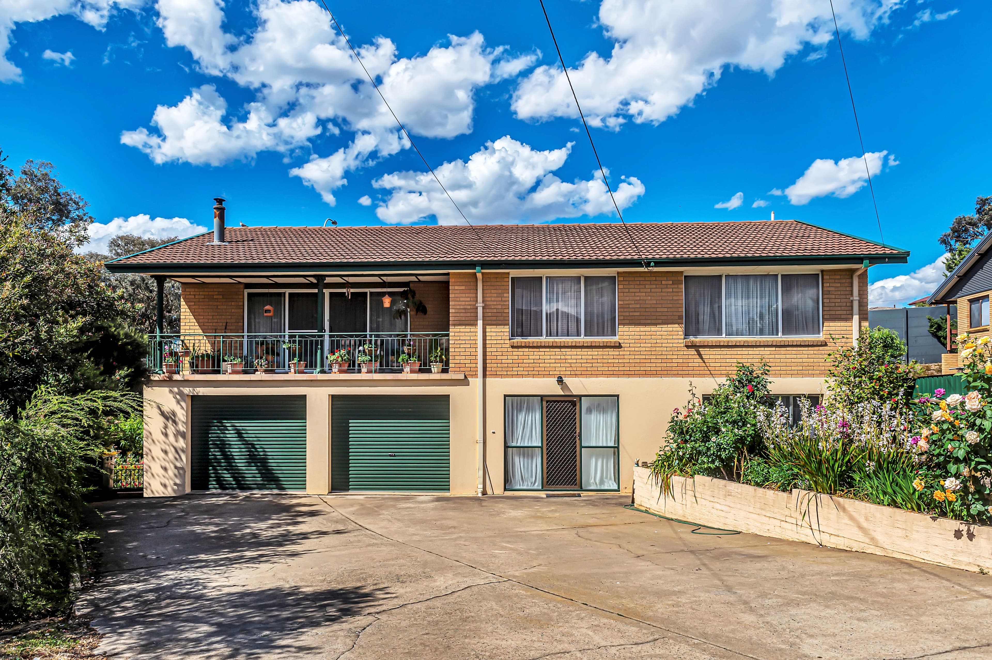 4 Nimmitabel Place, Queanbeyan NSW 2620, Queanbeyan - Image 1