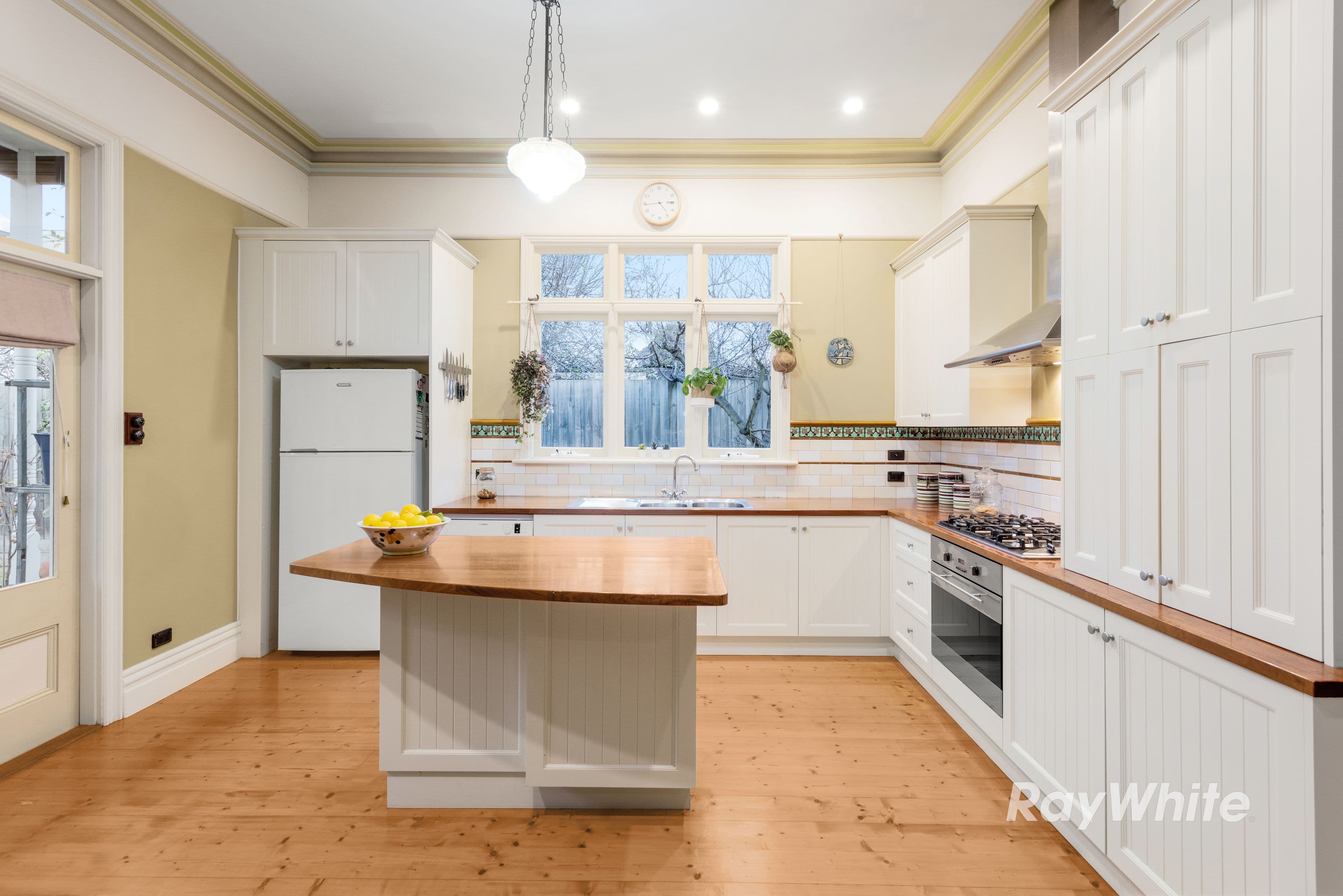 19 Tranmere Avenue, Carnegie VIC 3163, Carnegie - Thumbnail 2