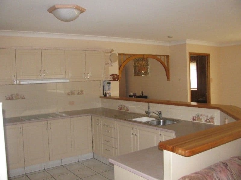 15 James Street, CROWS NEST QLD 4355, Crows Nest - Thumbnail 2