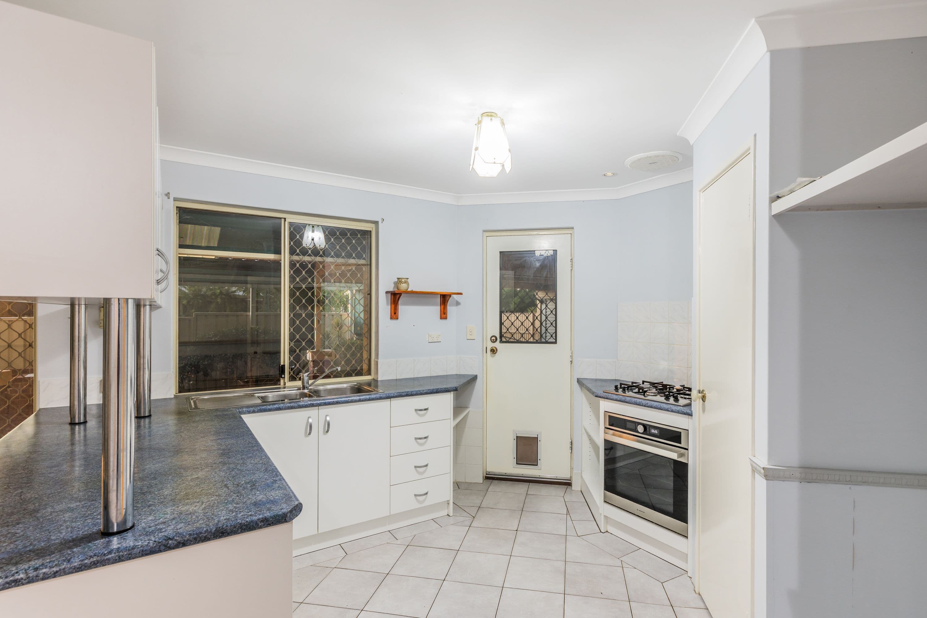 60 Lyrebird Loop, Seville Grove WA 6112, Seville Grove - Thumbnail 5