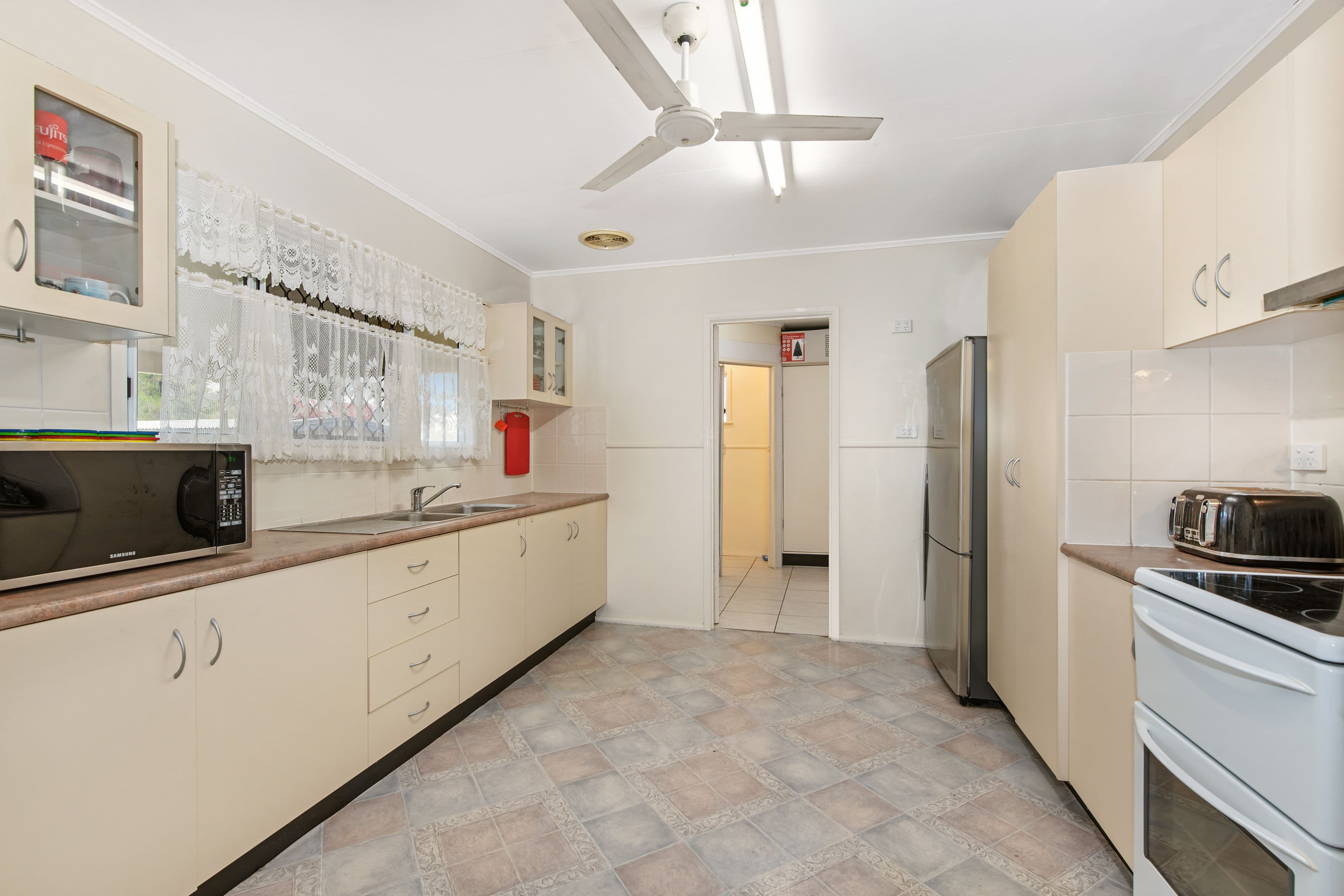 539 Ross River Road, Cranbrook QLD 4814, Cranbrook - Thumbnail 4