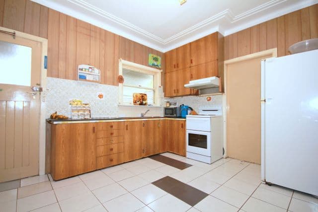 8 Edgar Street, YAGOONA NSW 2199, Yagoona - Thumbnail 3