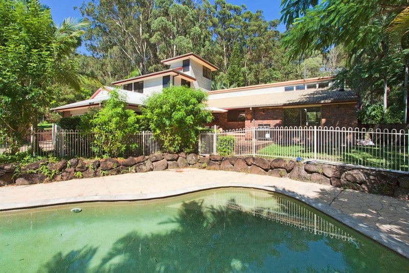15 Kimmuli Drive, ELANORA QLD 4221, Elanora - Thumbnail 2