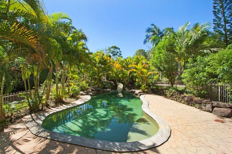 15 Kimmuli Drive, ELANORA QLD 4221, Elanora - Thumbnail 3
