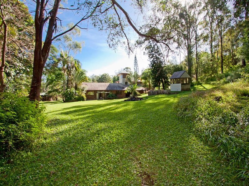 15 Kimmuli Drive, ELANORA QLD 4221, Elanora - Thumbnail 5