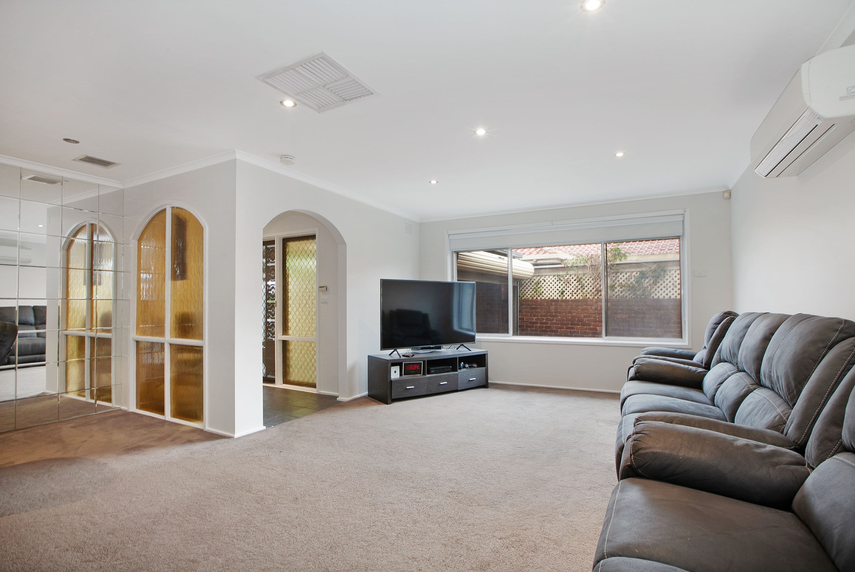 19 Moira Avenue, Reservoir VIC 3073, Reservoir - Thumbnail 3