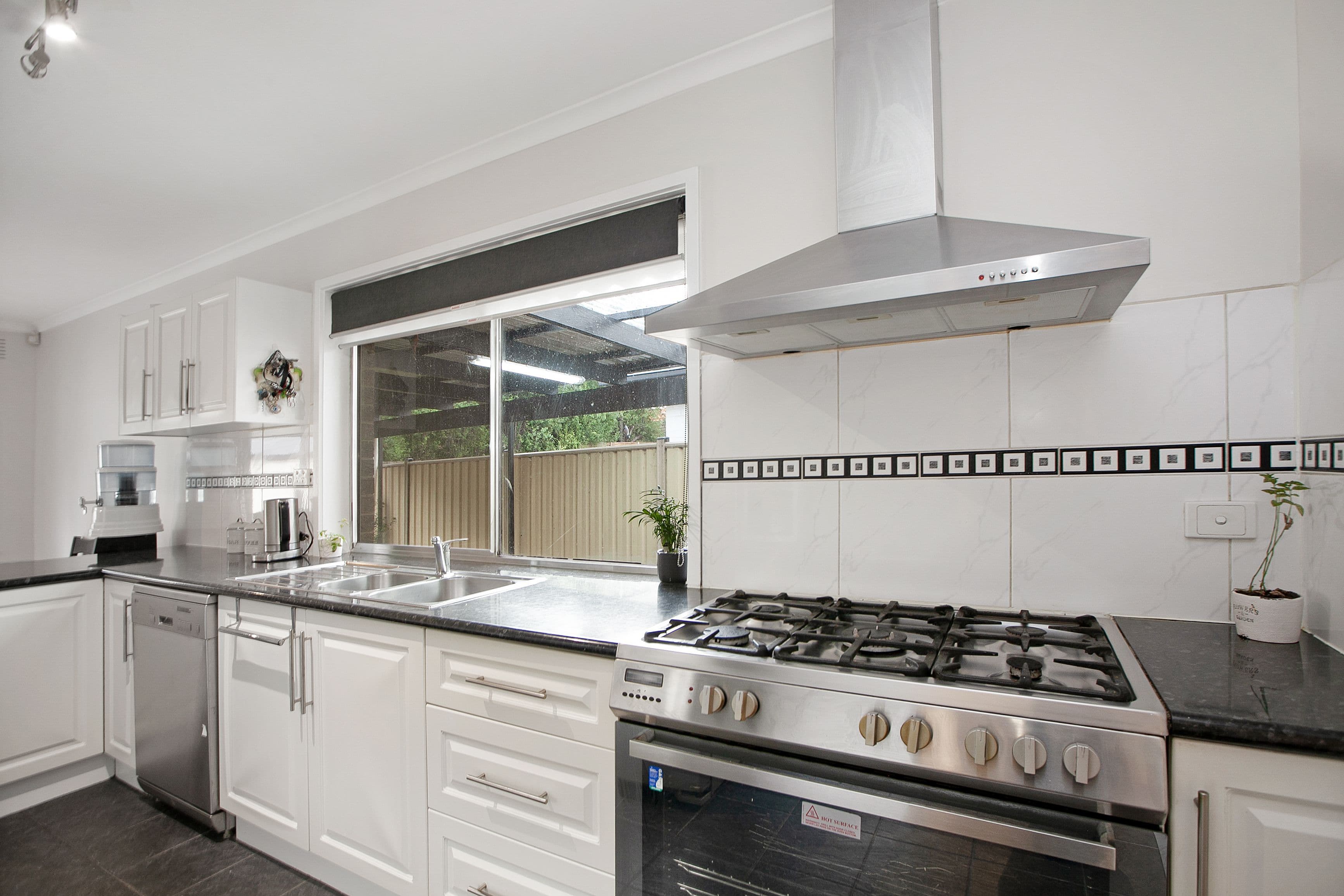 19 Moira Avenue, Reservoir VIC 3073, Reservoir - Thumbnail 6