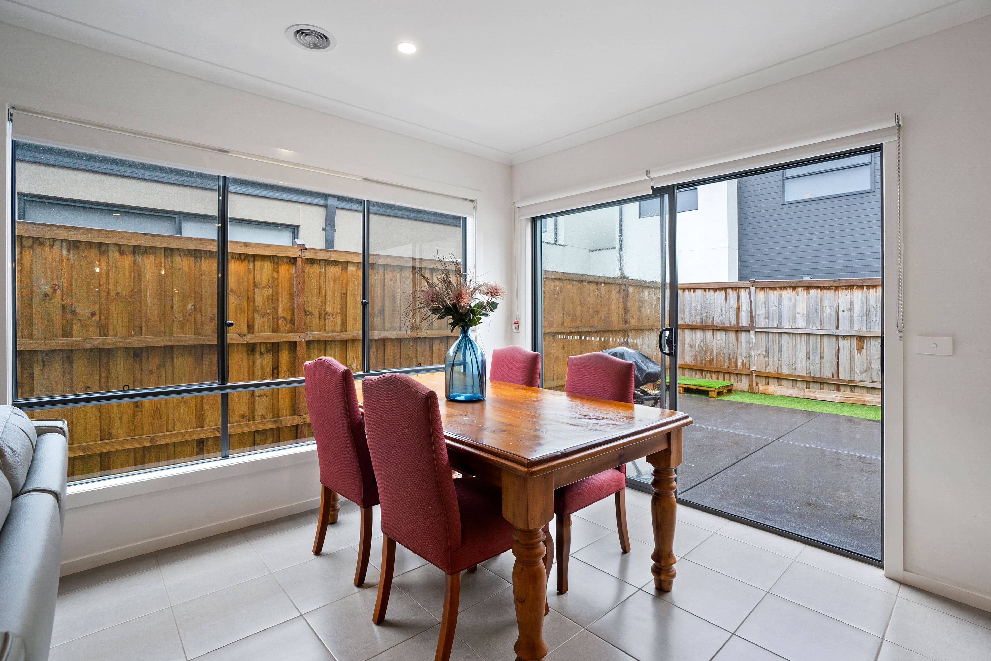 13 Landsdowne, Clyde North VIC 3978, Clyde North - Thumbnail 4