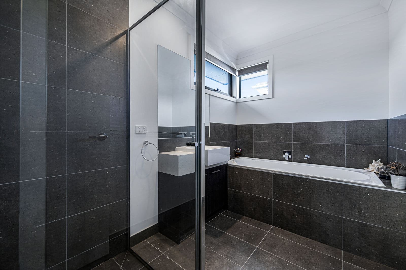 24 Atkinson Street, Chadstone VIC 3148, Chadstone - Thumbnail 7
