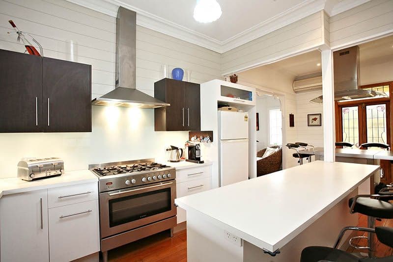 17 Lintern Street, RED HILL QLD 4059, Red Hill - Thumbnail 3