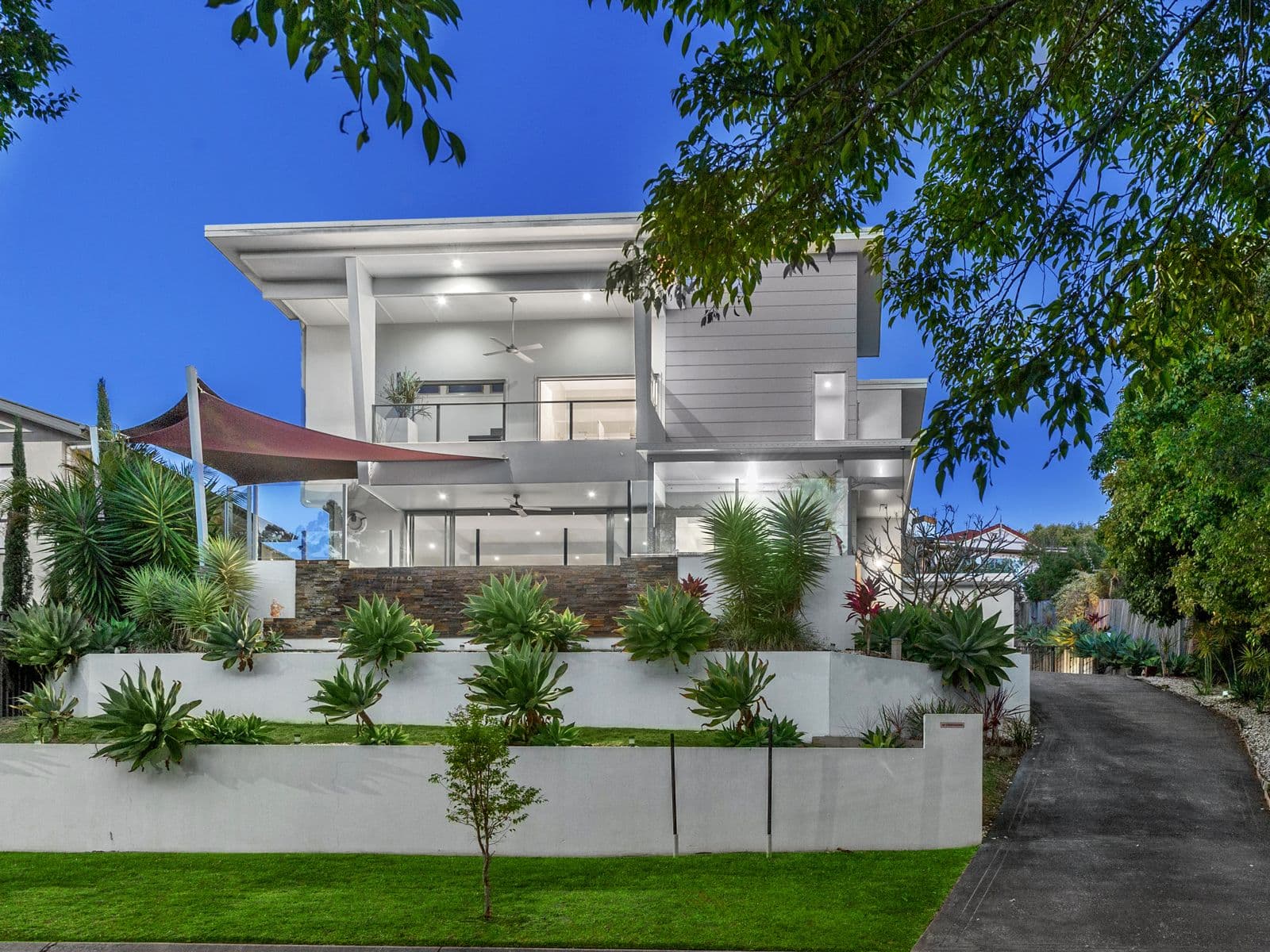 90 Stringybark Drive, Chermside West QLD 4032, Chermside West - Thumbnail 2
