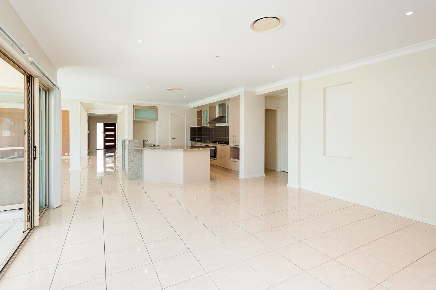 43 York Creek Crescent, Reedy Creek QLD 4227, Reedy Creek - Thumbnail 3