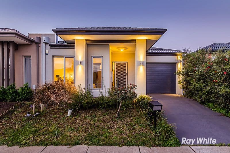 10 Jutland Close, Clyde North VIC 3978, Clyde North - Thumbnail 3