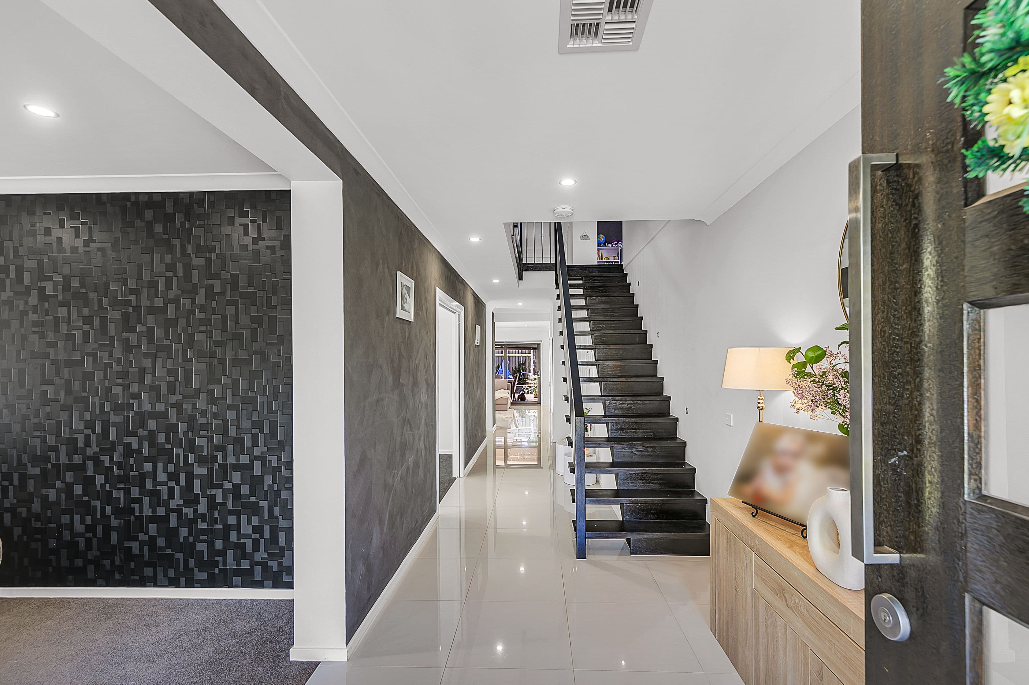 24 Gallagher Way, Mernda VIC 3754, Mernda - Thumbnail 2