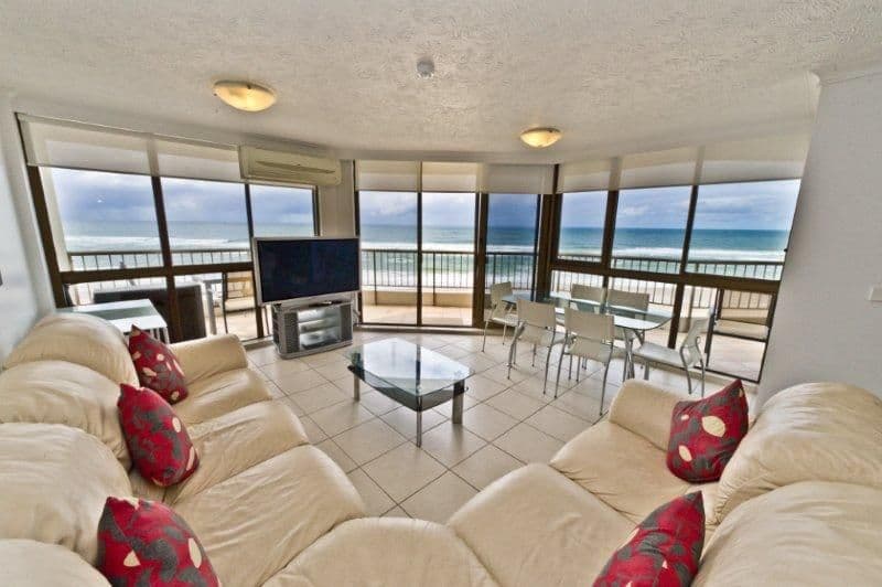  37 Albatross Avenue, MERMAID BEACH QLD 4218, Mermaid Beach - Thumbnail 2