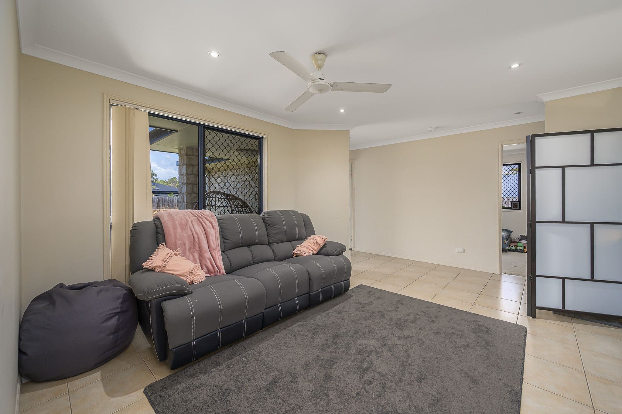 146 Col Brown Avenue, Clinton QLD 4680, Clinton - Thumbnail 2