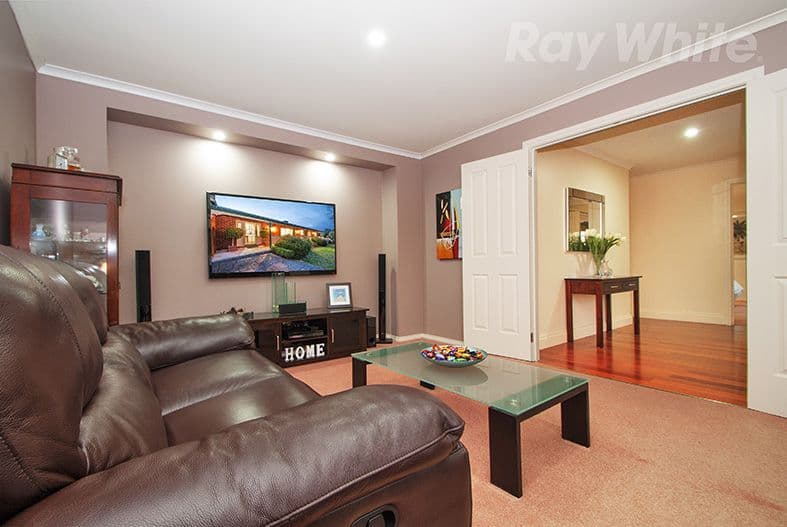 22 YARRARIDGE Drive, Chirnside Park VIC 3116, Chirnside Park - Thumbnail 6