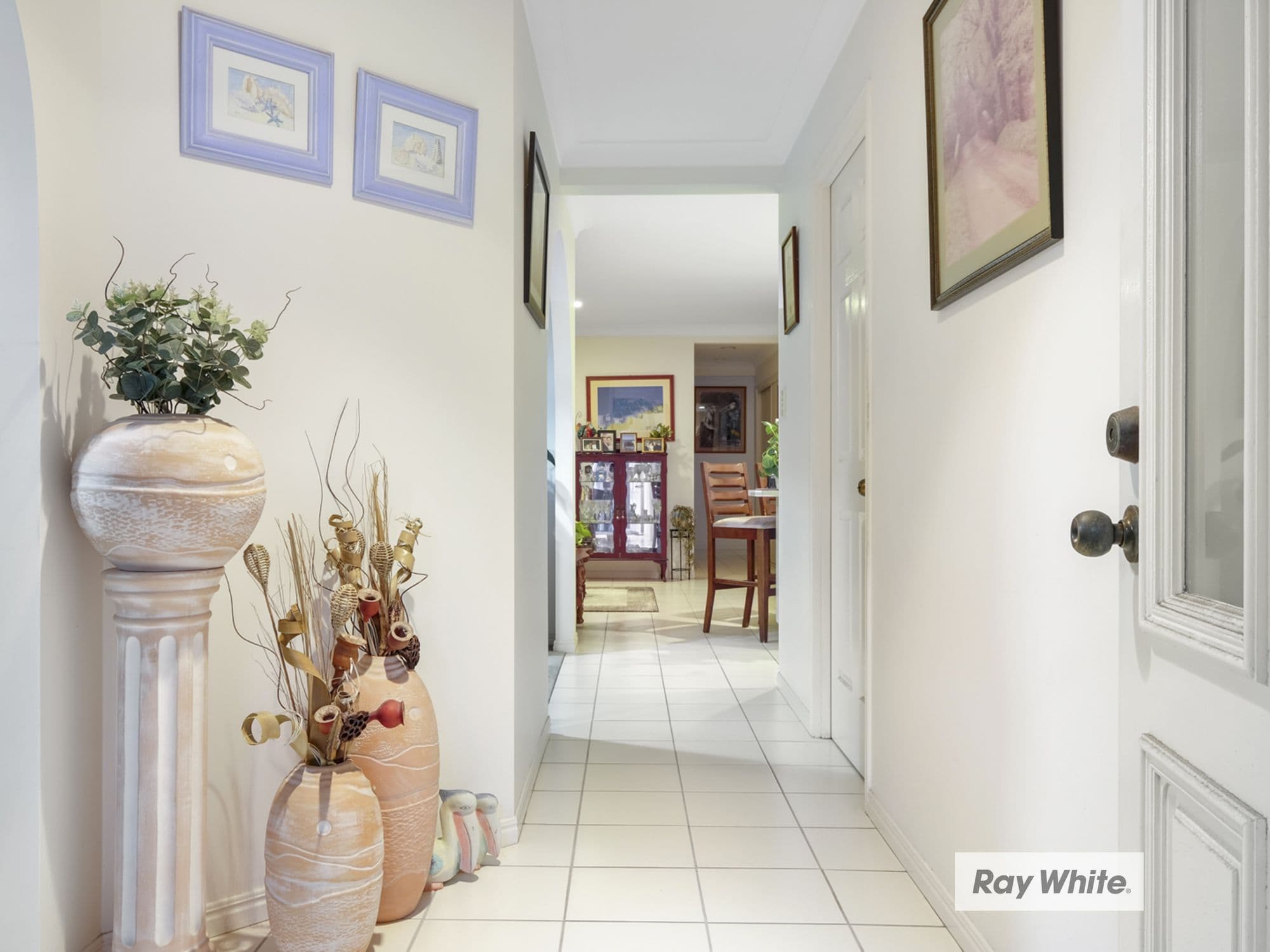 4 Huon Place, Forest Lake QLD 4078, Forest Lake - Thumbnail 2
