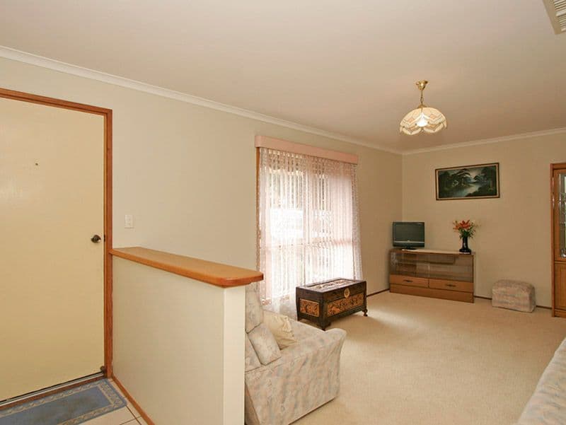 16 Goulding Grove, NOARLUNGA DOWNS SA 5168, Noarlunga Downs - Thumbnail 5