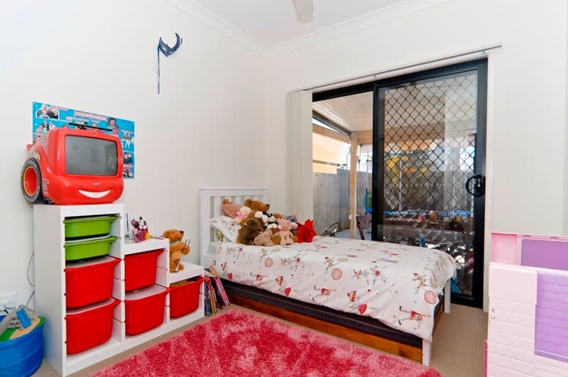 24 Wheeler Crescent, CALOUNDRA WEST QLD 4551, Caloundra West - Thumbnail 8