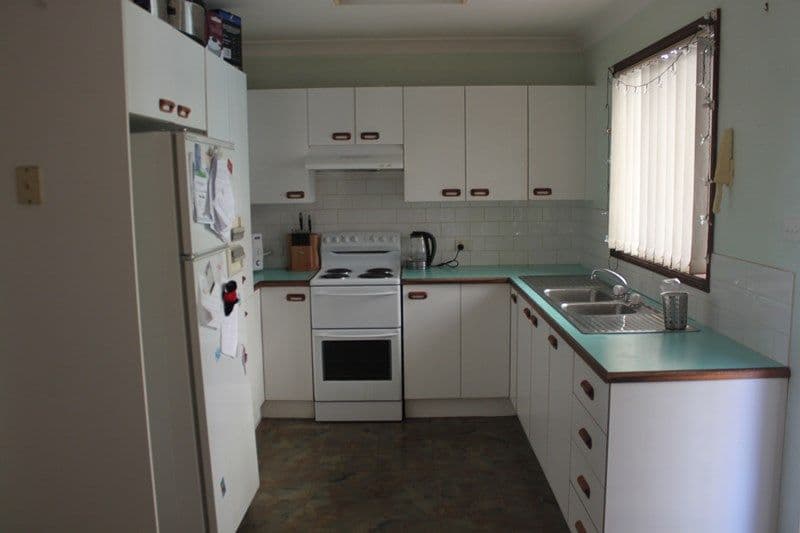 88 Waratah Crescent, SANCTUARY POINT NSW 2540, Sanctuary Point - Thumbnail 2