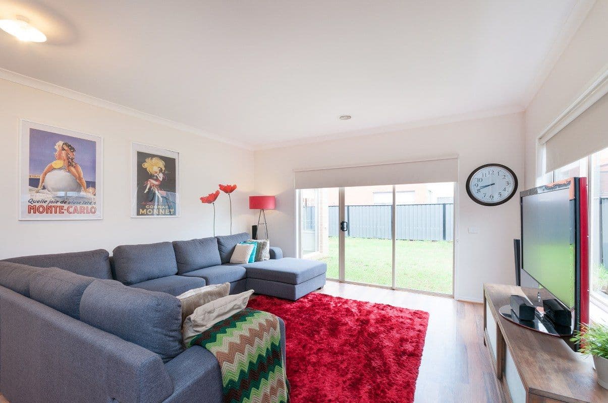 28 Middlesborough Drive, CRAIGIEBURN VIC 3064, Craigieburn - Thumbnail 3