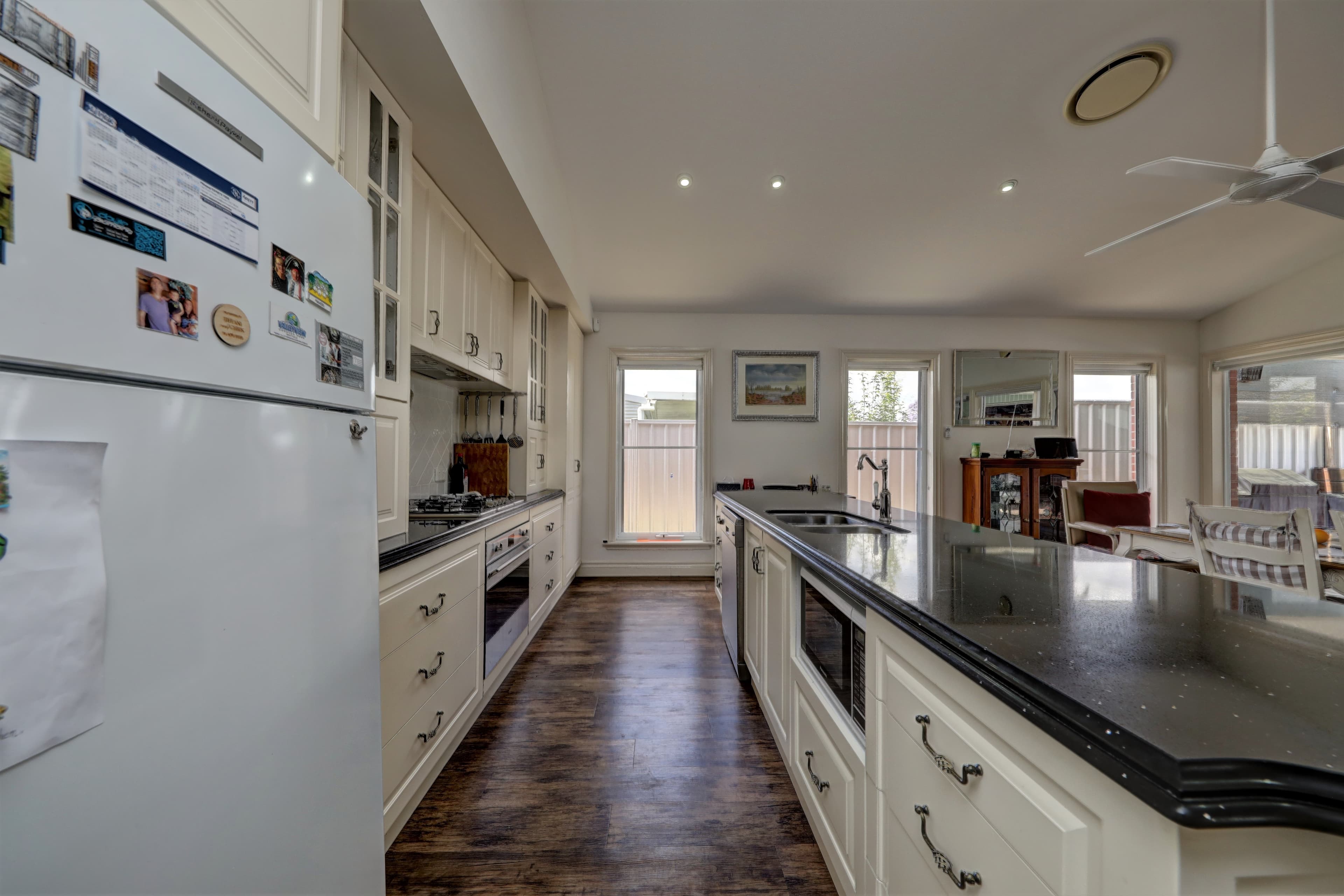 2 Thompson Avenue, Cobram VIC 3644, Cobram - Thumbnail 5